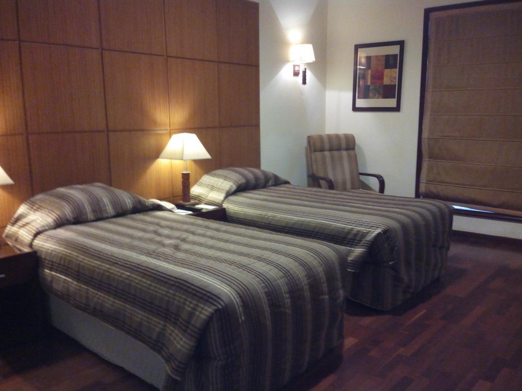 The Ocean Pearl Retreat Hotel Nova Deli Quarto foto
